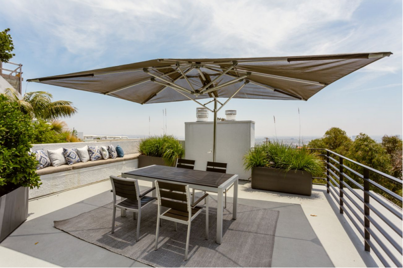 Роскошный дом, расположенный на Голливудских холмах