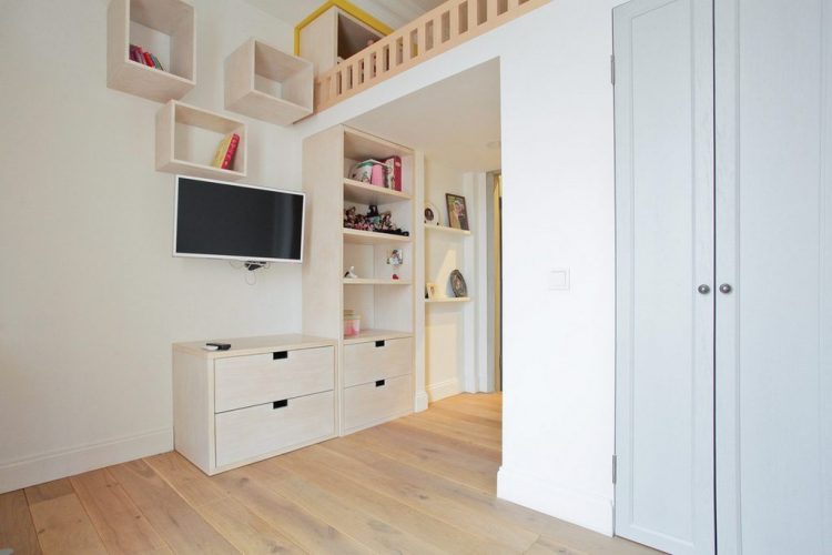 Трехкомнатные апартаменты со светлыми яркими элементами скандинавского стиля Трехкомнатные апартаменты со светлыми яркими элементами скандинавского стиля