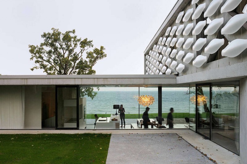 Резиденция на берегу Женевского озера в Тонон-ле-Бен, Франция Резиденция на берегу Женевского озера в Тонон-ле-Бен, Франция