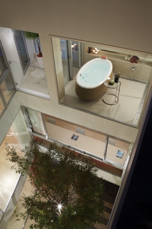 Сочетание современных и традиционных идей в дизайне японского дома