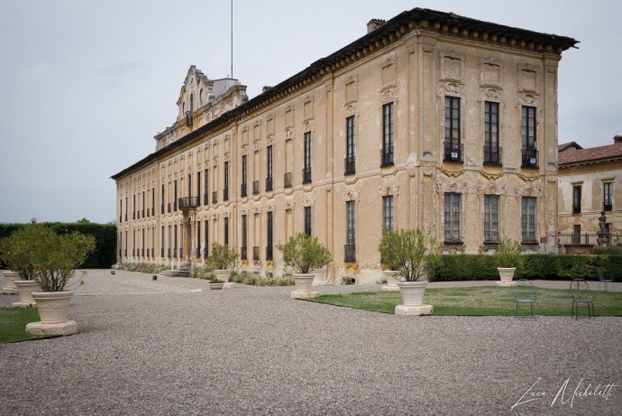 Villa Arconati под Миланом, ставшая местом рекламных съемок для мебельной компании Visionnaire Villa Arconati под Миланом, ставшая местом рекламных съемок для мебельной компании Visionnaire