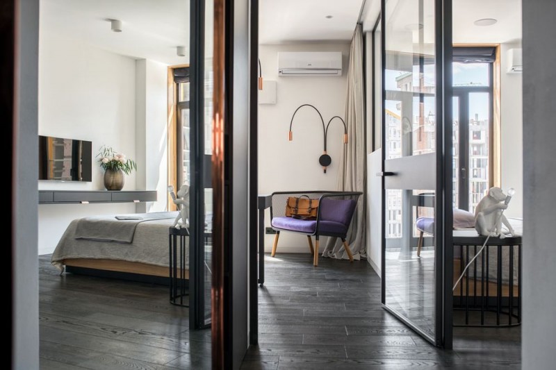 Стеклянные стены для зонирования киевской квартиры Стеклянные стены для зонирования киевской квартиры