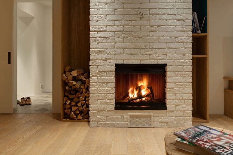 Мягкие цвета с яркими акцентами в интерьере пентхауса