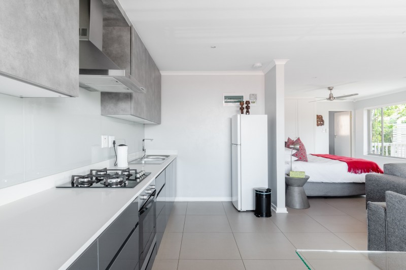 Оформление апартаментов в серых тонах в Дурбан-Норд, ЮАР Оформление апартаментов в серых тонах в Дурбан-Норд, ЮАР