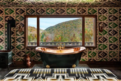 Шале Urban Cowboy Lodge на территории отеля Lyon Porter в Кэтскиллс, штат Нью-Йорк