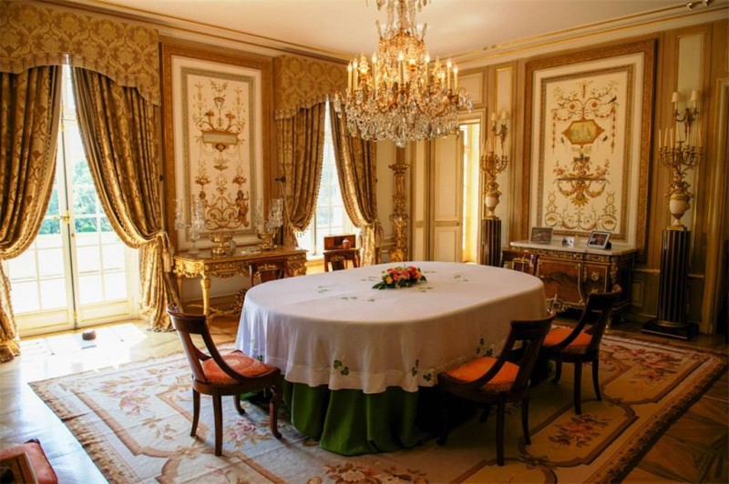 Великолепное поместье в пригороде Женевы, Швейцария Великолепное поместье в пригороде Женевы, Швейцария