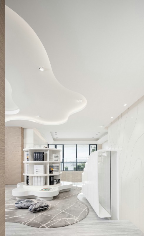 Футуристический интерьер резиденции в Китае