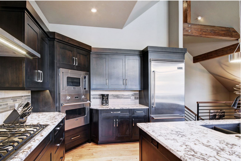 Интерьер современного шале Интерьер современного шале