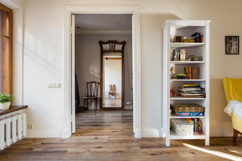 Интерьер уютной стильной мансарды