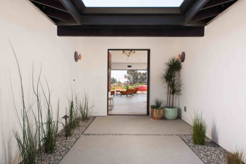 Особняк с открытой планировкой и захватывающим видом на океан в городе Энсинитас, Калифорния Особняк с открытой планировкой и захватывающим видом на океан в городе Энсинитас, Калифорния