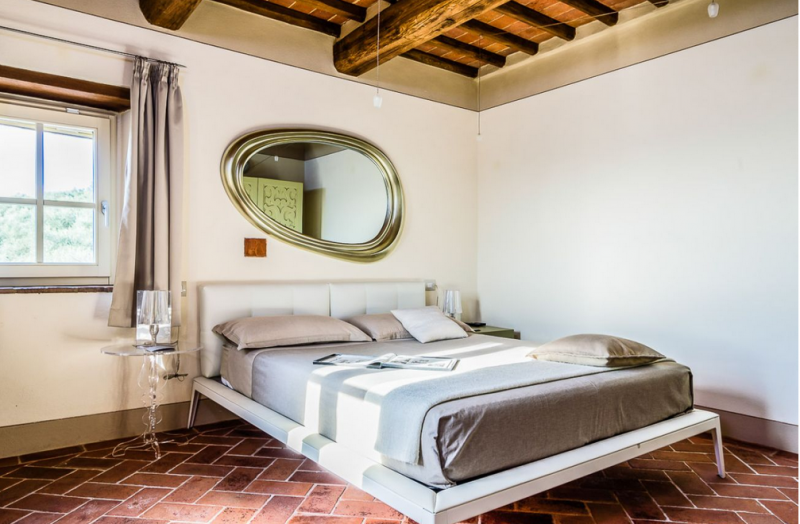 Традиционная вилла недалеко от Пизы, Италия Традиционная вилла недалеко от Пизы, Италия