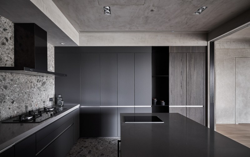 Интерьер просторной квартиры в Тайване