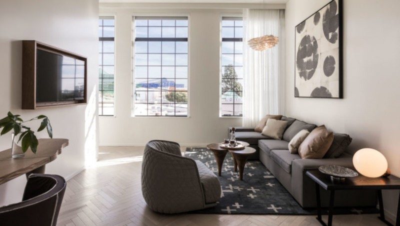 Отель La Peer, расположенный в процветающем дизайнерском районе Западного Голливуда