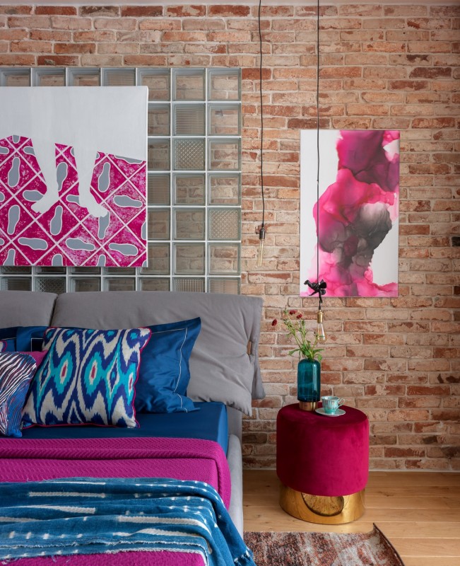 Красочный причудливый интерьер в таунхаусе Красочный причудливый интерьер в таунхаусе