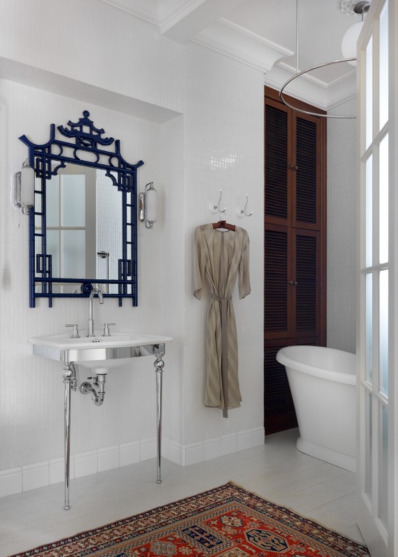 Светлые апартаменты в эклектическом стиле