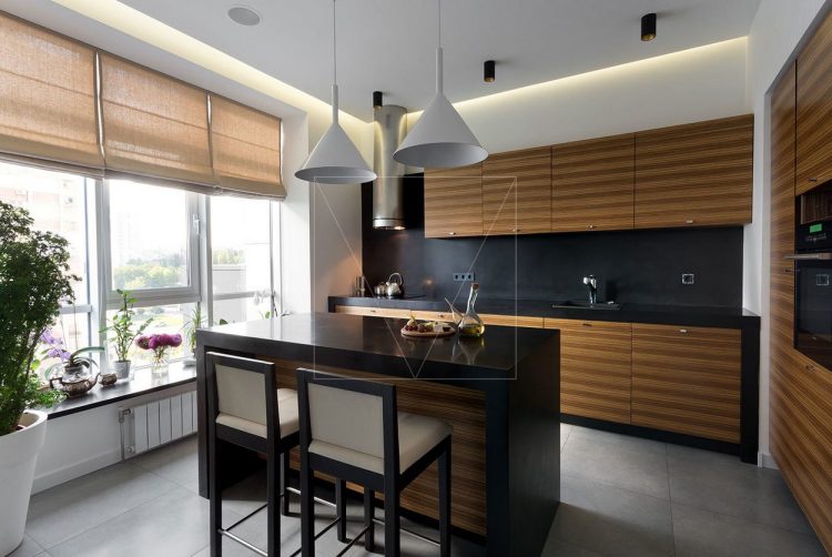 Деревянные поверхности и яркие цвета - современная квартира для молодой семьи