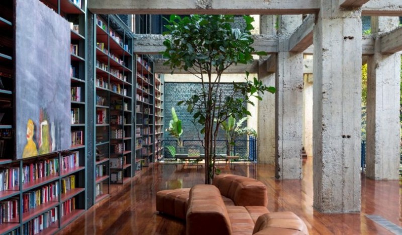 Отель Stamba 5* в стиле "брутализм" в Тбилиси Отель Stamba 5* в стиле "брутализм" в Тбилиси