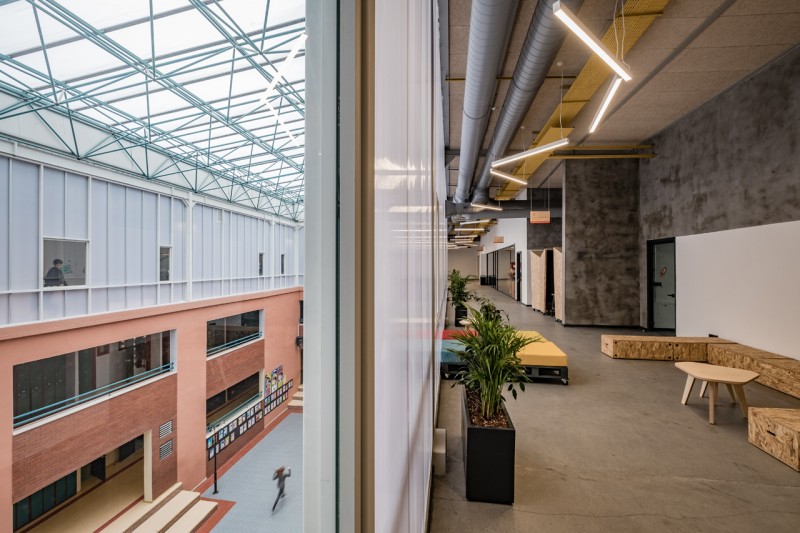 Частная школа Sezin в Стамбуле Частная школа Sezin в Стамбуле