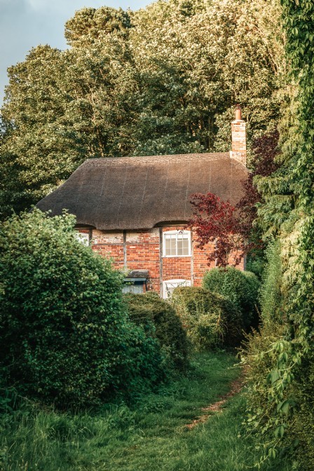 Коттедж середины XVIII века на окраине парка Нью-Форест, Гэмпшир, Великобритания