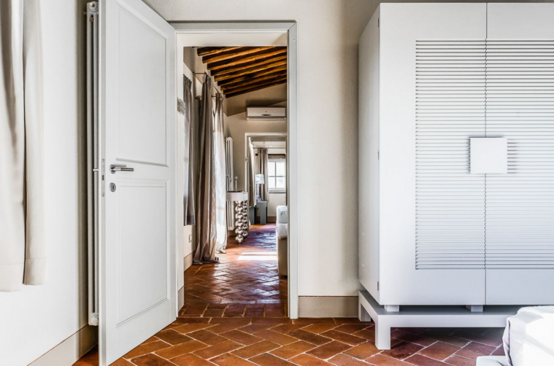 Традиционная вилла недалеко от Пизы, Италия Традиционная вилла недалеко от Пизы, Италия