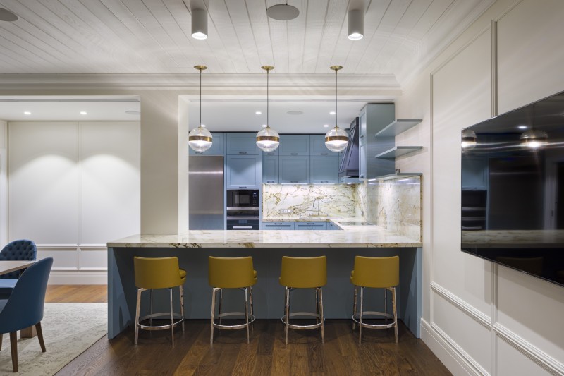 Интерьер в неоклассическом стиле