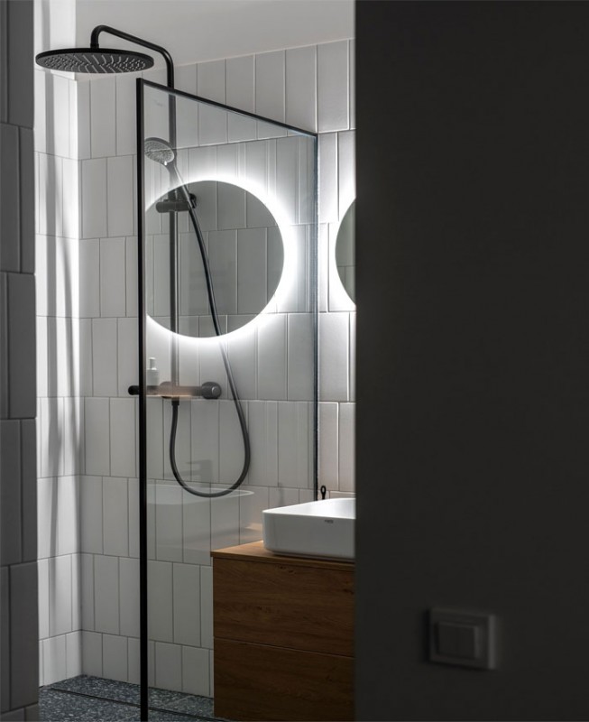 Монохромный интерьер уютной студии