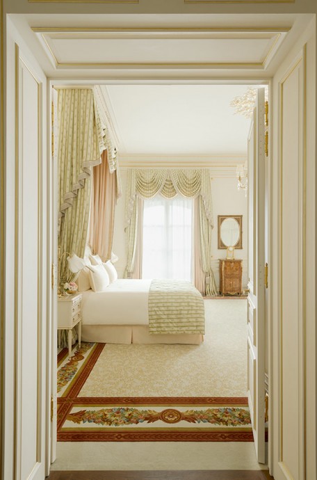 Величественный отель Ritz в Париже