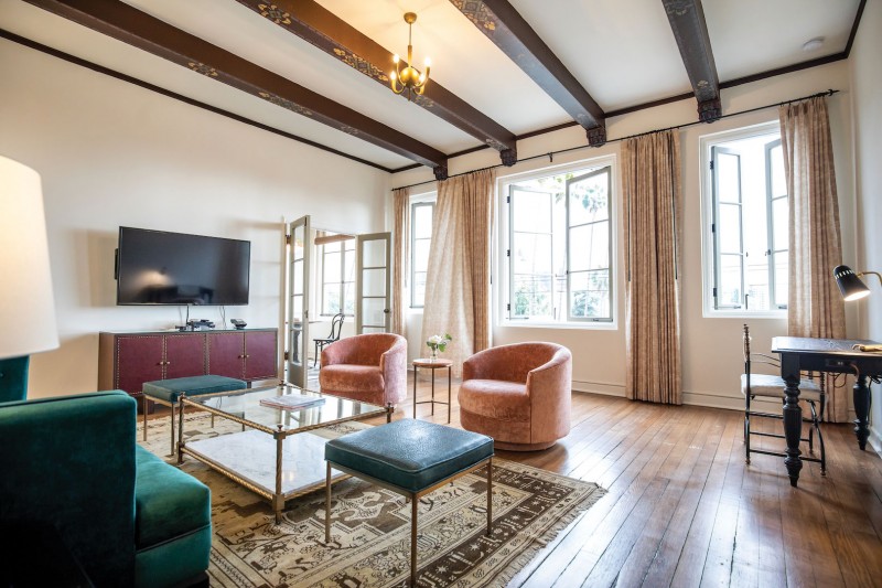 Отель Villa Carlotta в Лос-Анджелесе