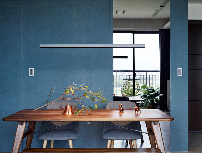 Оттенки синего в интерьере апартаментов в Тайбэе Оттенки синего в интерьере апартаментов в Тайбэе