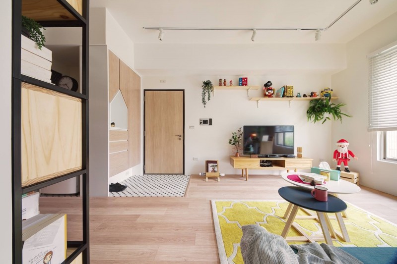 Светлая квартира с яркими деталями Светлая квартира с яркими деталями