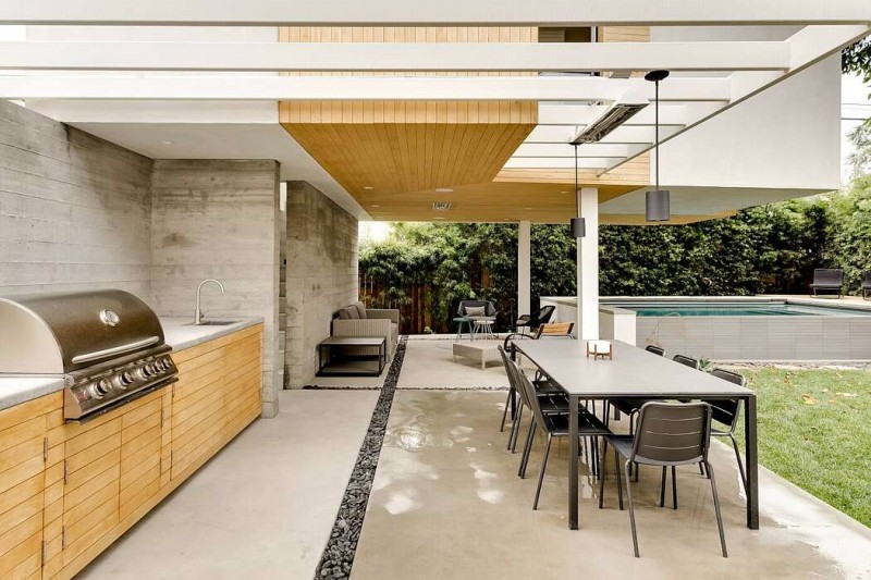 Дом с бассейном в Калифорнии