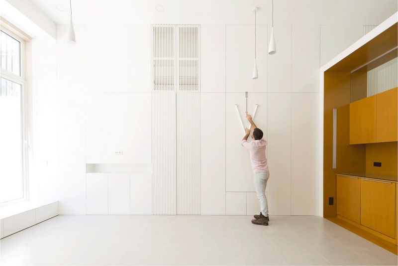 Обстановка квартиры, созданная при помощи двух ярких модулей