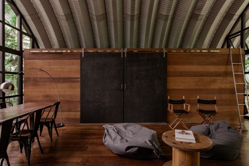 Интерьер оригинальной постройки в Парати, Бразилия