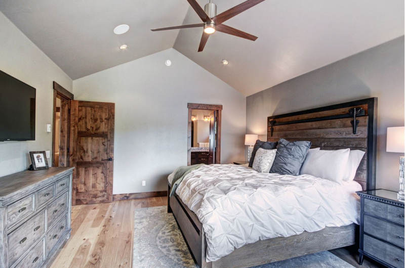 Интерьер современного шале Интерьер современного шале