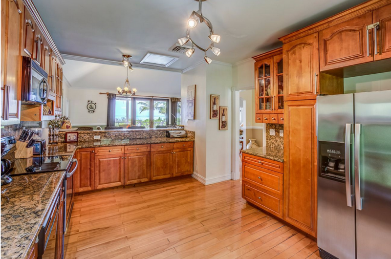 Классический багамский пляжный дом