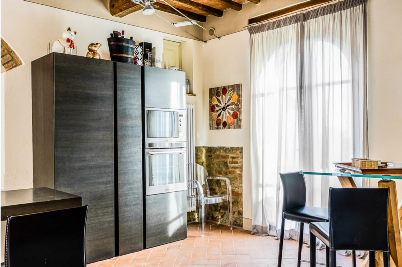 Традиционная вилла недалеко от Пизы, Италия Традиционная вилла недалеко от Пизы, Италия