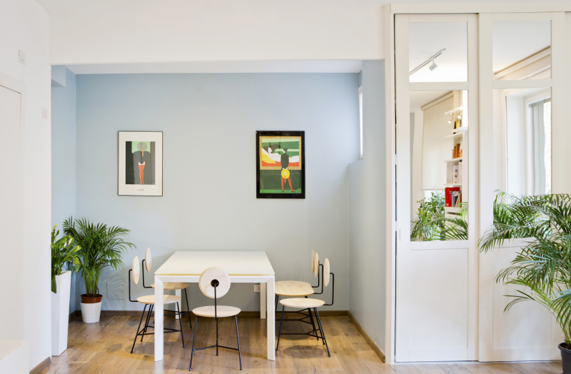 Дизайн интерьера двухуровневых апартаментов в Милане Дизайн интерьера двухуровневых апартаментов в Милане