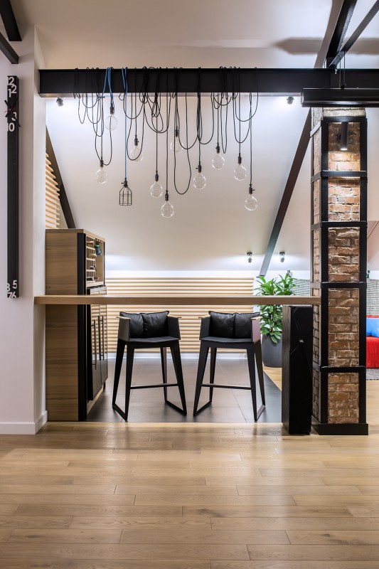 Необычные элементы декора и система освещения в загородном доме Необычные элементы декора и система освещения в загородном доме