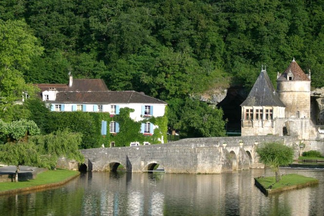 Очаровательный загородный отель Le Moulin de l'Abbaye во Франции