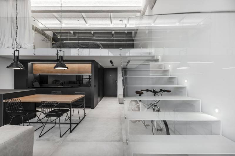 Уютная квартира-лофт в реконструированном промышленном здании Уютная квартира-лофт в реконструированном промышленном здании