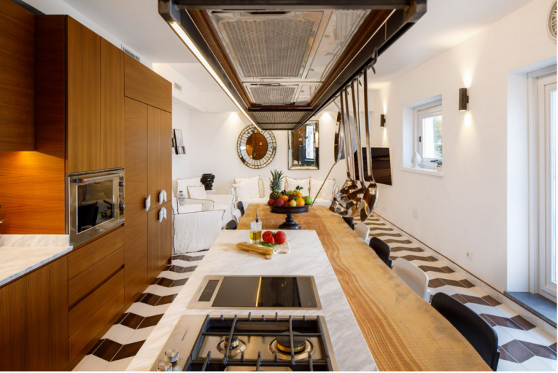 Впечатляющая вилла на побережье Амальфи, Италия Впечатляющая вилла на побережье Амальфи, Италия