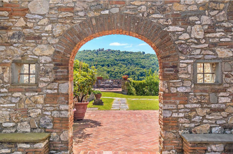 Вилла в Альбанских горах в Италии