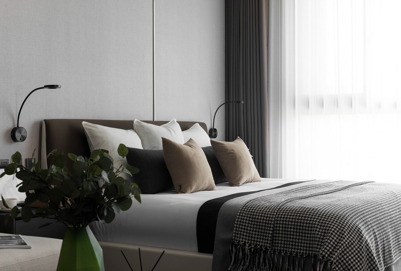 Интерьер просторной квартиры в серых тонах