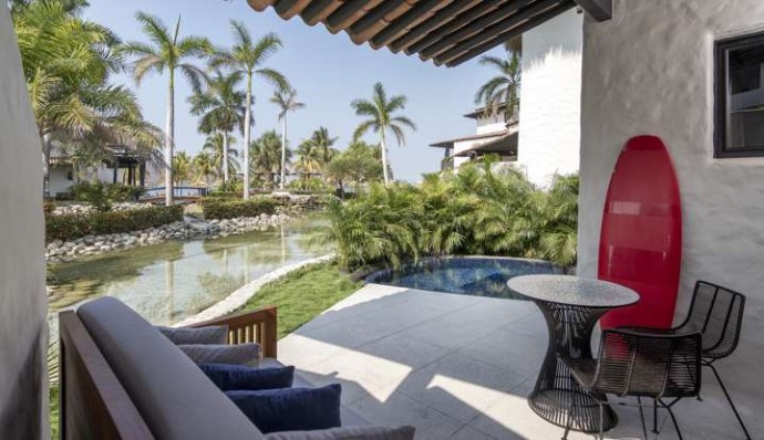 Курорт Thompson Zihuatanejo в Сиуатанехо, Мексика