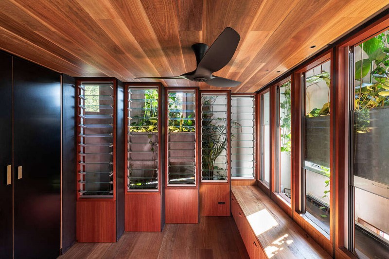 Оригинальный дизайн двухэтажного дома