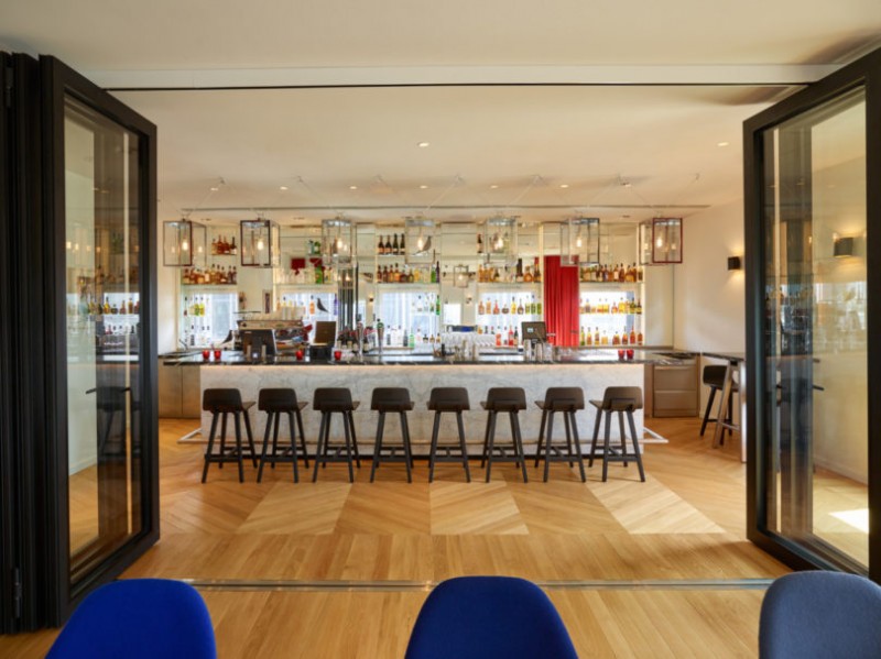 Отель CitizenM Gare de Lyon в Париже