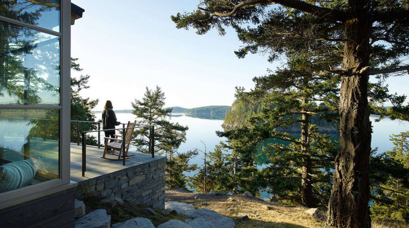 Загородный дом на склоне холма в Пьюджет-Саунде Загородный дом на склоне холма в Пьюджет-Саунде