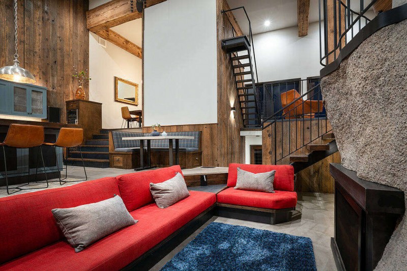 Коттедж, расположенный в Доннере, штат Калифорния