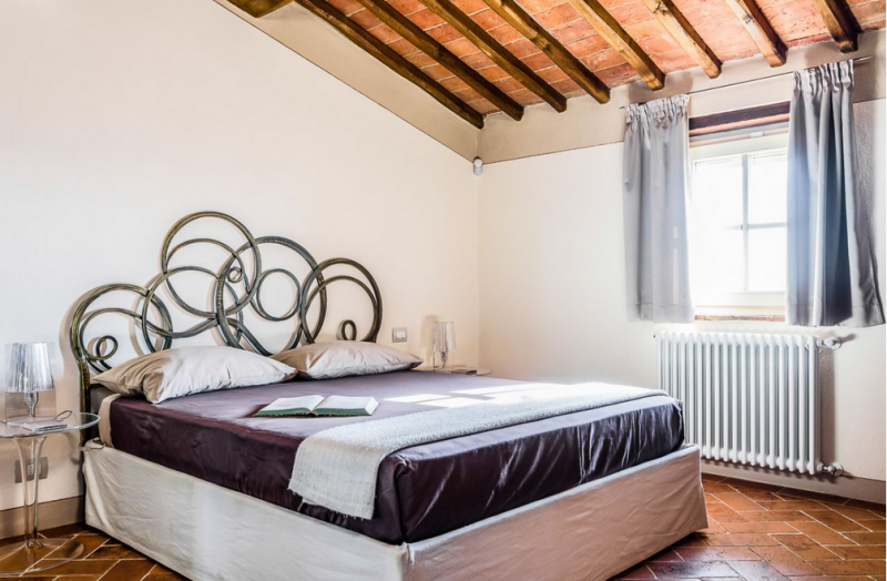 Традиционная вилла недалеко от Пизы, Италия Традиционная вилла недалеко от Пизы, Италия