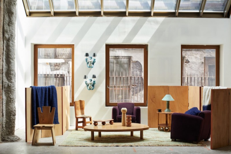 Инсталляции на выставке дизайнеров Дэвида Вивиридо и Франческо Суригес в Нью-Йорке